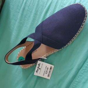 NWT Lucky Brand LP - Rifka / Denim Blue Peacoat Canvas Size 8